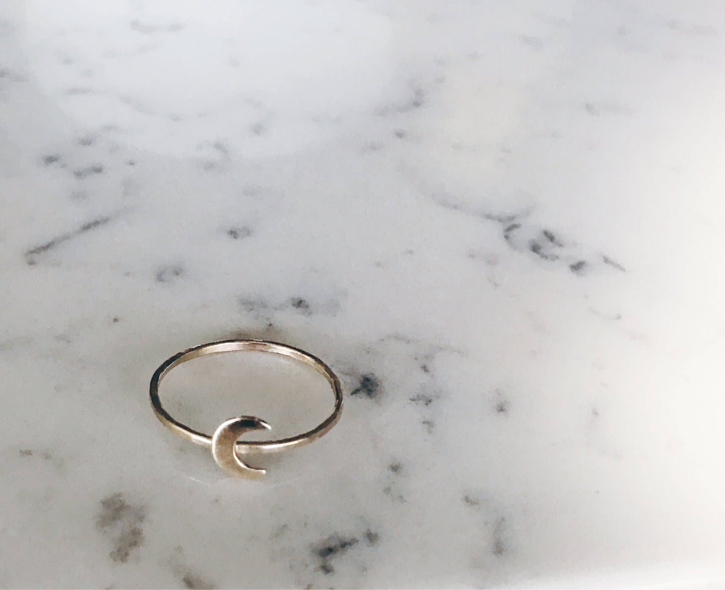Luna ring