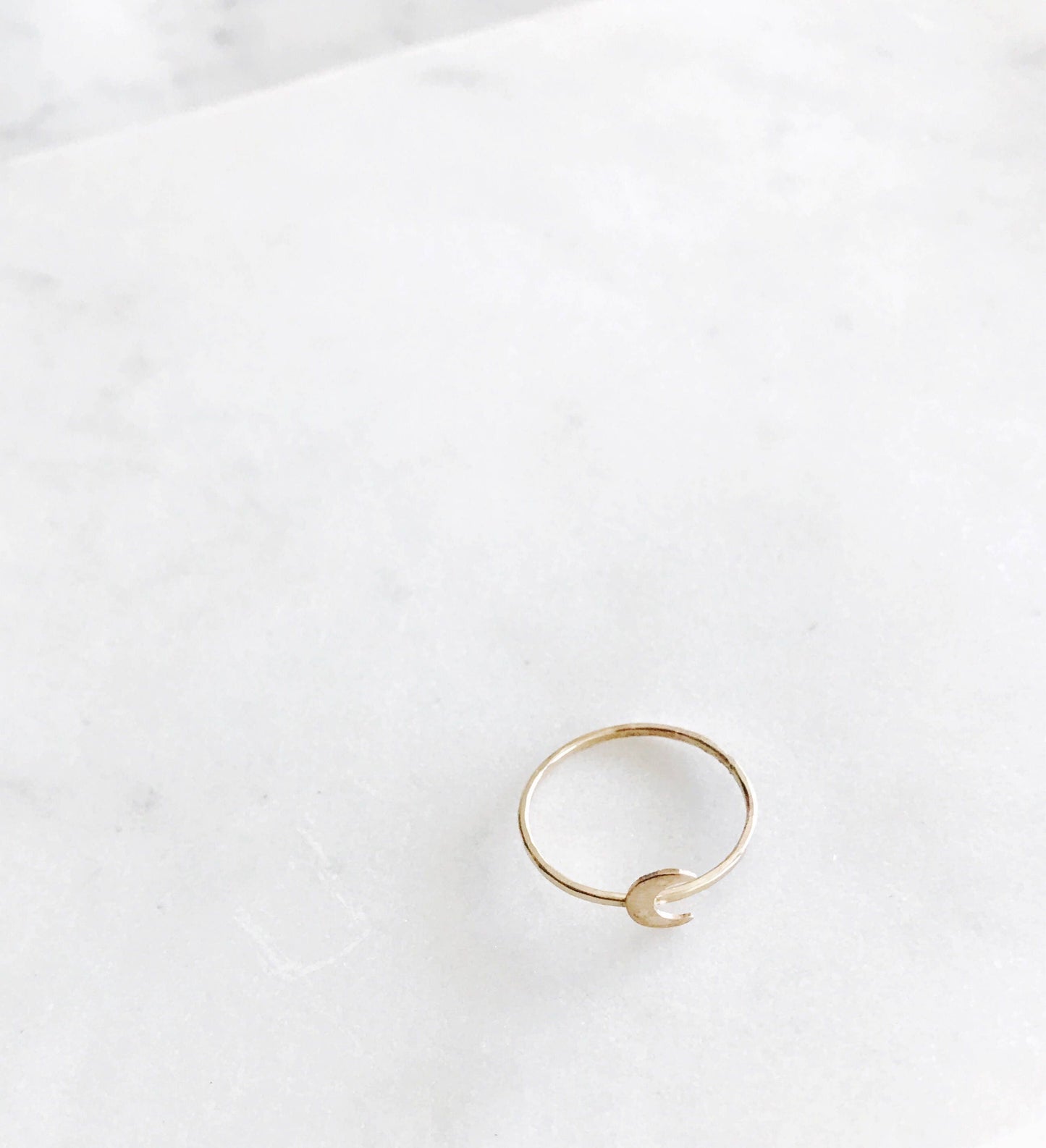 Luna ring